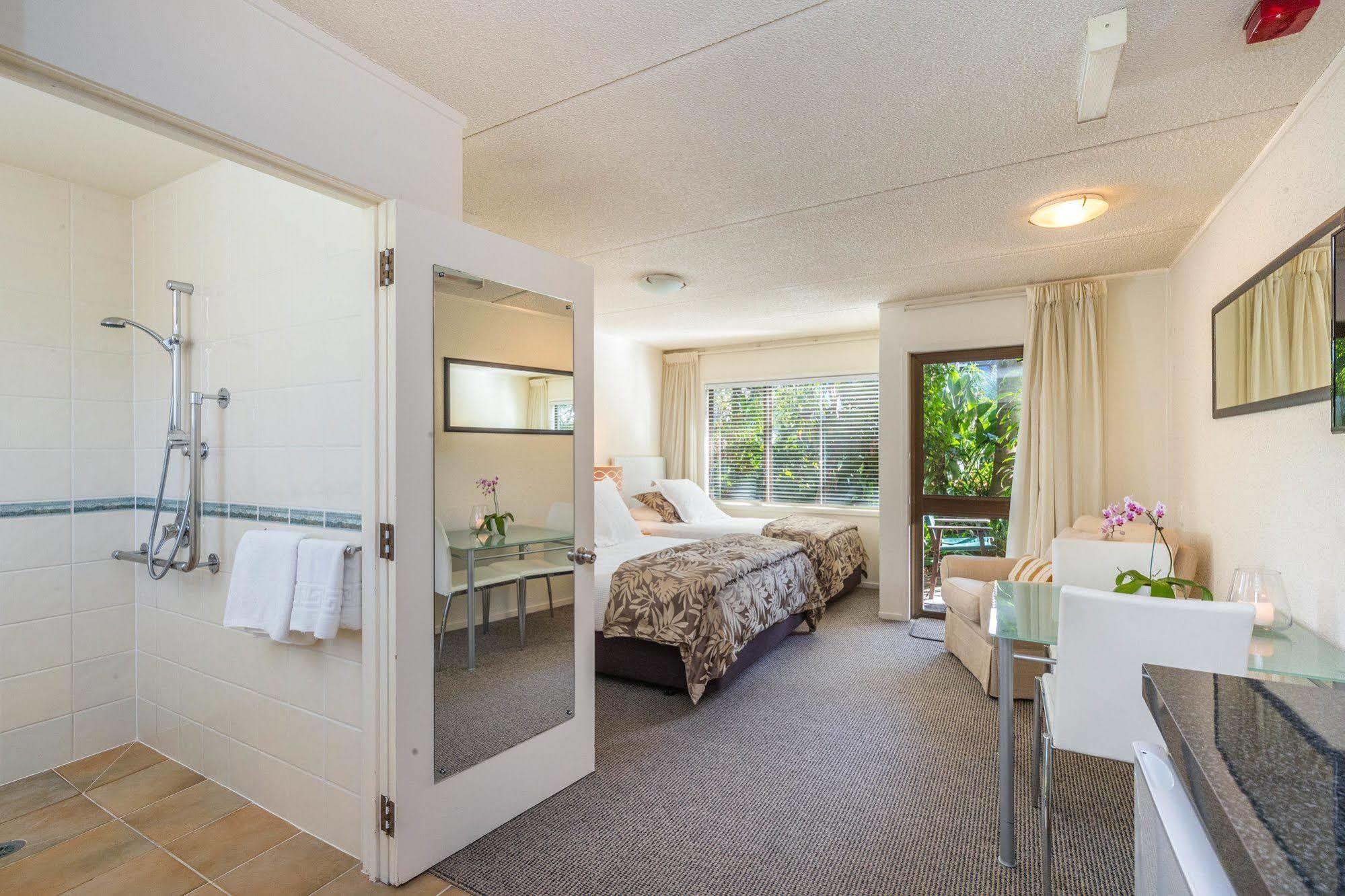 Emerald Inn On Takapuna Beach オークランド エクステリア 写真